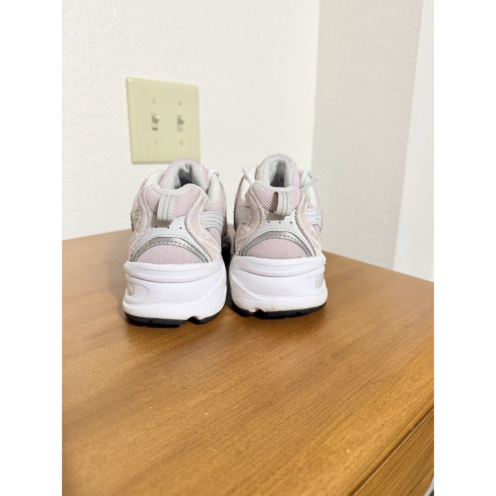 New Balance 530 Pink Grey Sneakers Shoes Kids Size 5Y / Women Size 6.5 - Picture 3 of 8